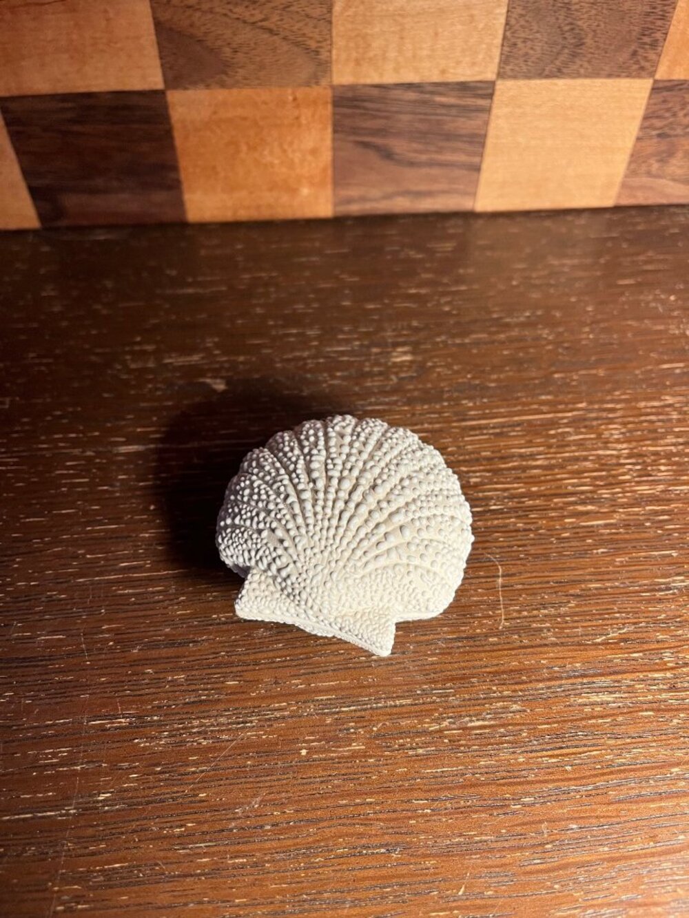 Shell Covered Trinket Dish White with Peach A1257